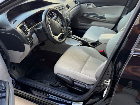 Used 2014 Honda Civic LX image 9