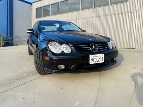 Used 2005 Mercedes-Benz CLK 500 Coupe image 1