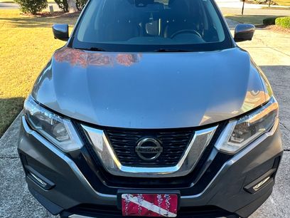 Used 2018 Nissan Rogue SL