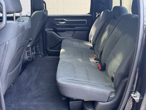 Used 2019 RAM 1500 Big Horn AWD/4WD image 15