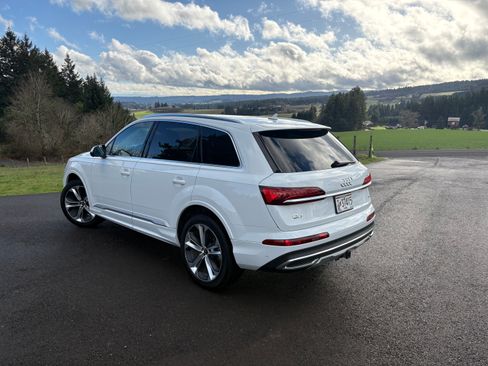 Used 2022 Audi Q7 3.0T Premium Plus image 2