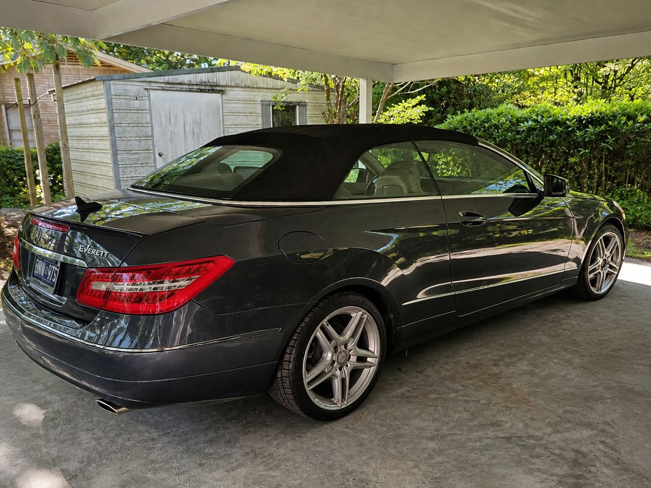 Used 2011 Mercedes-Benz E 350 Cabriolet image 2