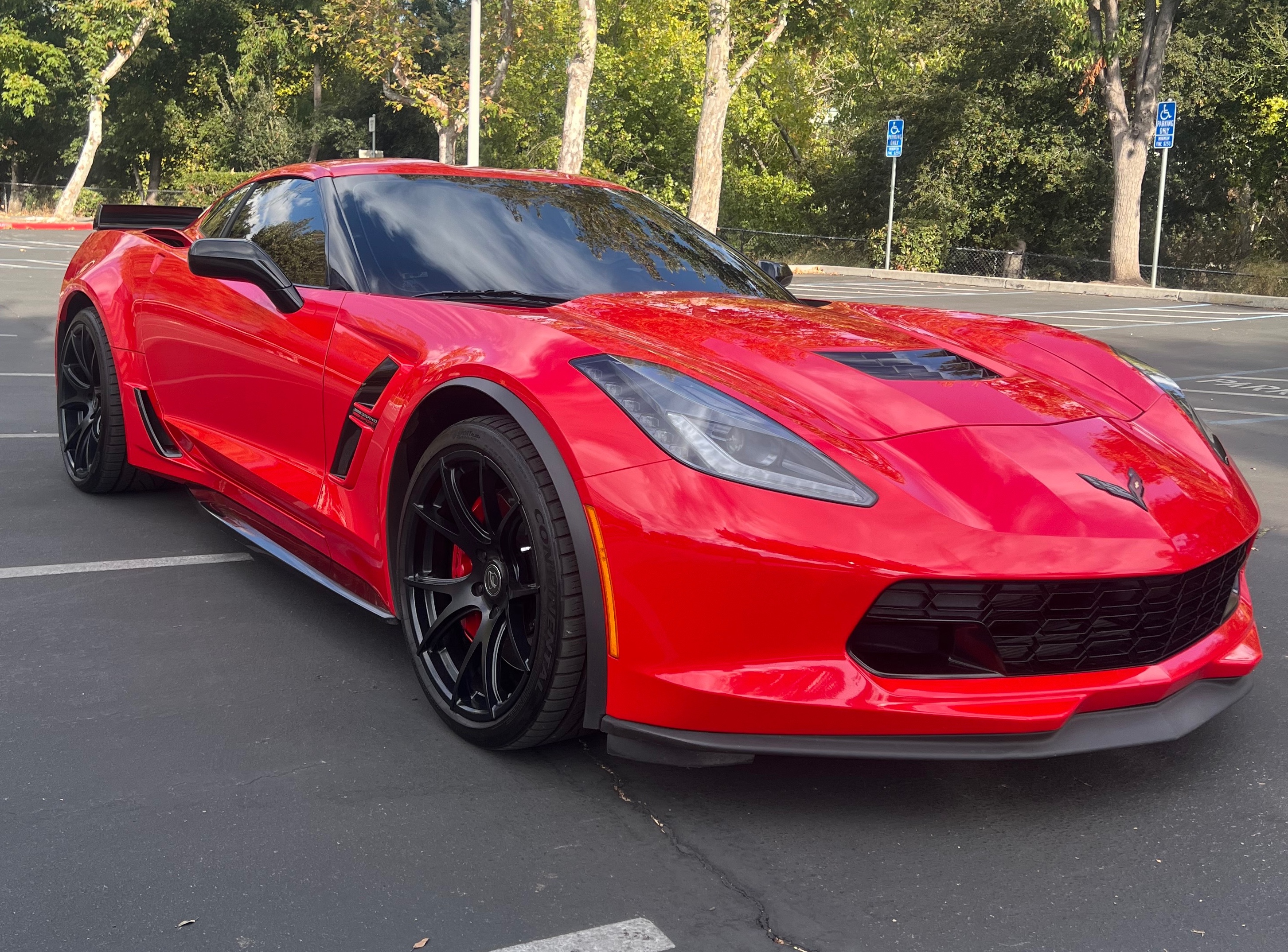 Used 2017 Chevrolet Corvette Grand Sport w/ Carbon Flash Badge Package RWD image 19