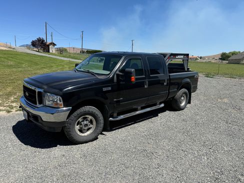 Used 2001 Ford F250 4x4 Crew Cab Super Duty image 1