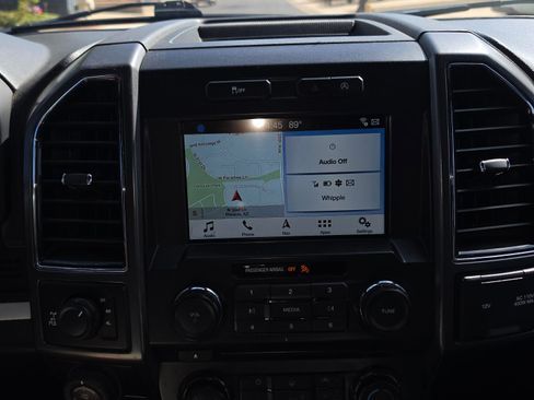 Used 2018 Ford F150 XLT w/ Equipment Group 302A Luxury AWD/4WD image 19