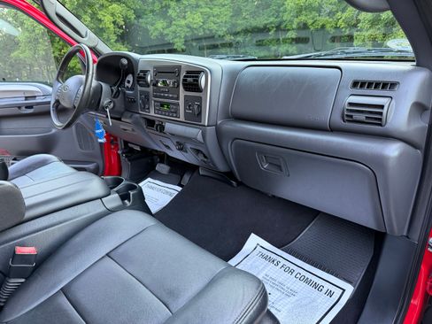 Used 2007 Ford F250 Lariat AWD/4WD image 29