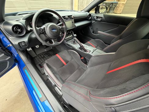 Used 2024 Subaru BRZ Limited w/ Popular Package 2 image 11