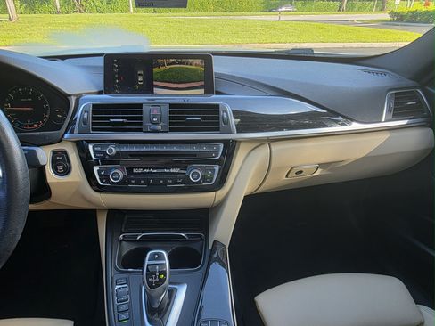 Used 2018 BMW 330i 330i Sedan 4D image 10
