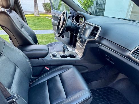 Used 2015 Jeep Grand Cherokee Limited image 20