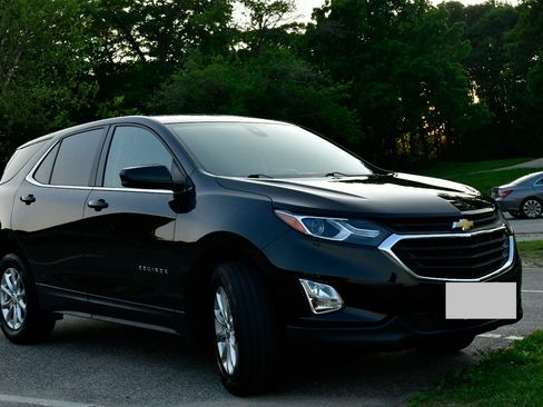 Used 2020 Chevrolet Equinox LT AWD/4WD image 5