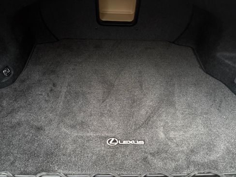 Used 2015 Lexus ES 350 w/ Luxury Package image 11