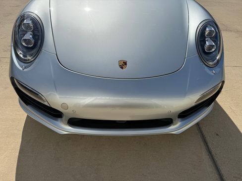 Used 2014 Porsche 911 Turbo S image 5