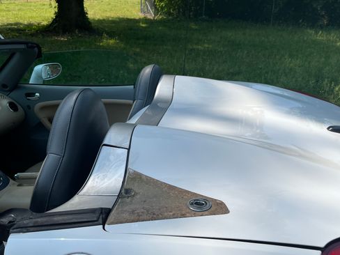 Used 2007 Pontiac Solstice Convertible w/ Premium Package RWD image 12