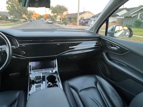 Used 2020 Audi Q7 3.0T Premium Plus image 15