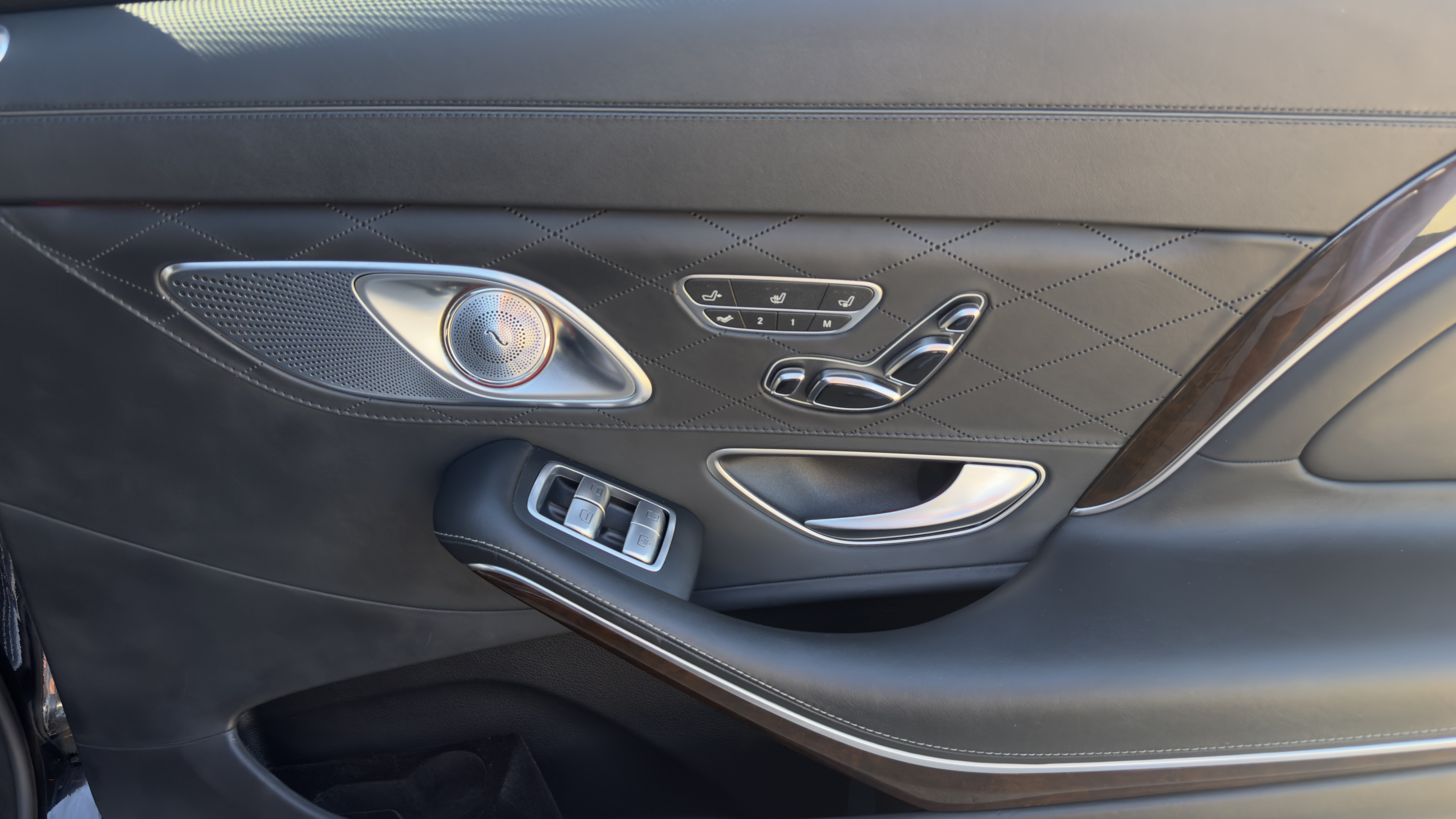 Used 2016 Mercedes-Benz Maybach S 600 image 16
