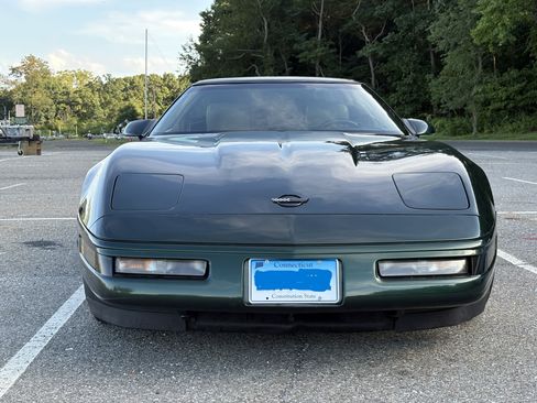 Used 1993 Chevrolet Corvette Coupe RWD image 12