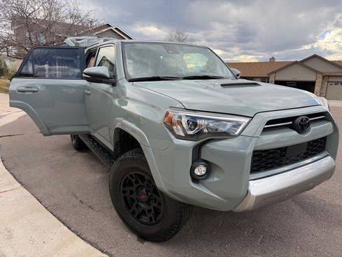 Used 2022 Toyota 4Runner TRD Off-Road Premium w/ Moonroof Package image 27