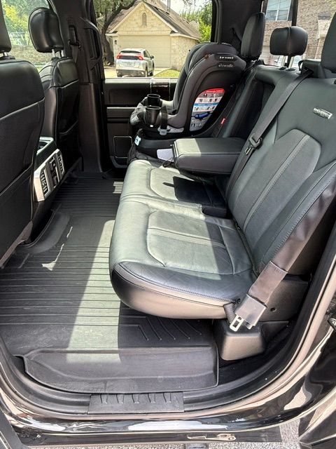 Used 2015 Ford F150 Platinum w/ Equipment Group 701A Luxury RWD image 14
