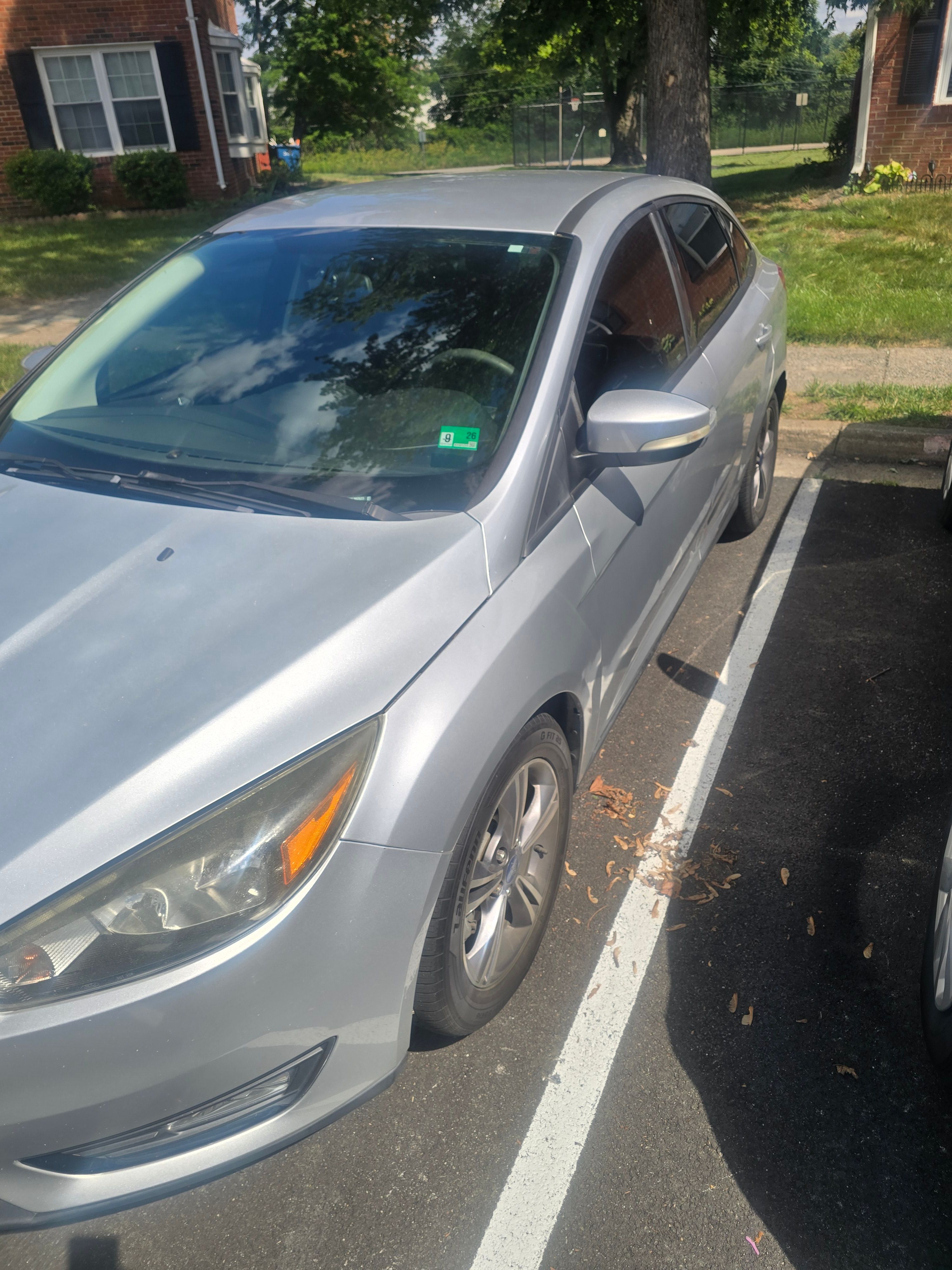 Used 2017 Ford Focus SE FWD image 5