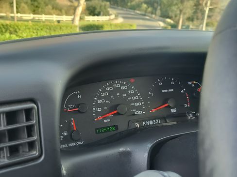 Used 2003 Ford F250 XLT image 11