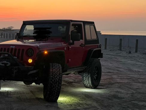 Used 2014 Jeep Wrangler Sport image 14