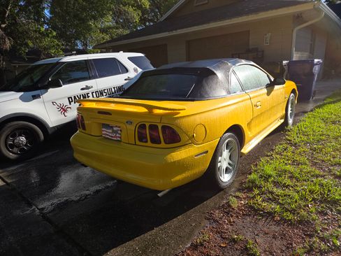 Used 1998 Ford Mustang GT image 1