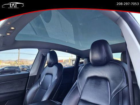 Used 2020 Tesla Model Y Long Range image 11