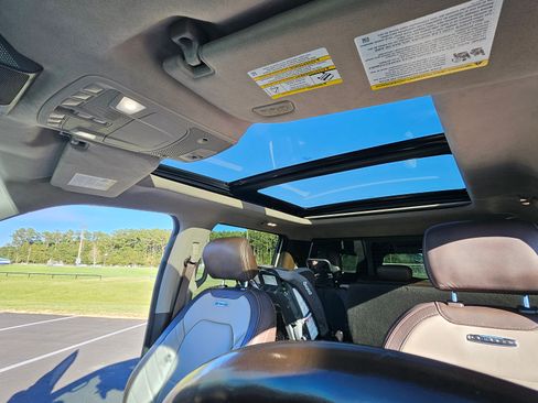 Used 2020 Ford F150 Limited w/ Trailer Tow Package image 25