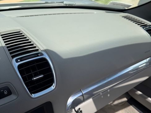 Used 2013 Porsche Boxster RWD image 25