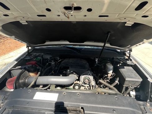 Used 2011 GMC Yukon XL SLE image 12