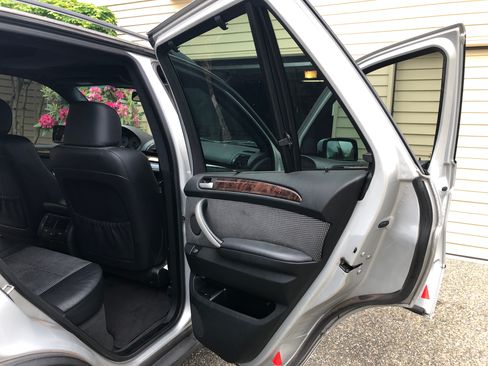 Used 2002 BMW X5 4.6is AWD/4WD image 25