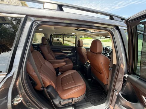 Used 2020 Subaru Ascent Touring w/ Popular Package #2A AWD/4WD image 23