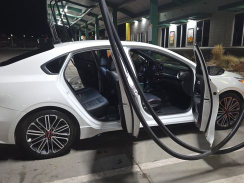 Used 2023 Kia Forte GT image 19