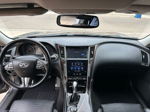 Used 2014 INFINITI Q50 w/ Deluxe Touring Package RWD image 10