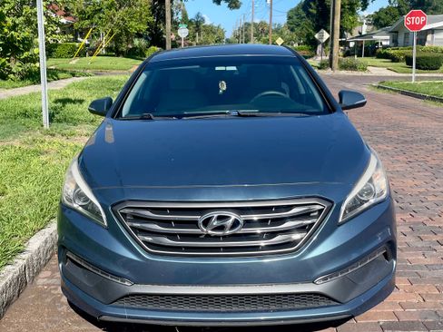 Used 2016 Hyundai Sonata Sport w/ Option Group 02 image 2