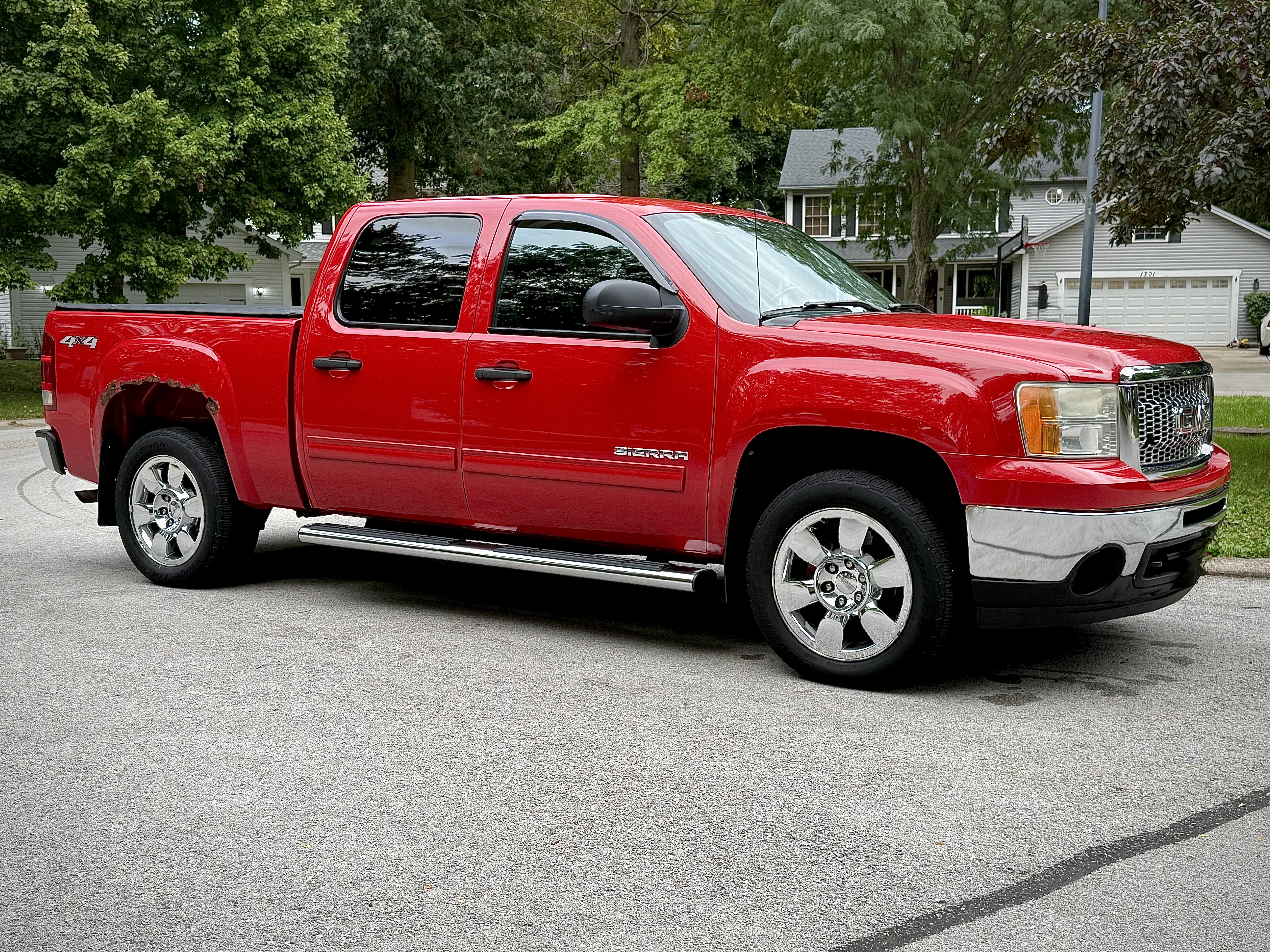 Used 2011 GMC Sierra 1500 SLE w/ Power Tech Package AWD/4WD image 19