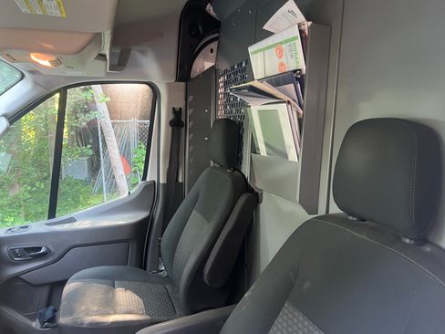 Used 2020 Ford Transit 250 Medium Roof image 2