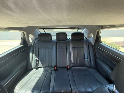 Used 2013 Hyundai Equus Signature RWD image 18