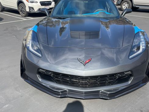 Used 2017 Chevrolet Corvette Grand Sport image 2