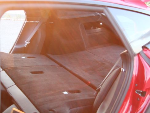 Used 2021 Tesla Model S Plaid image 31