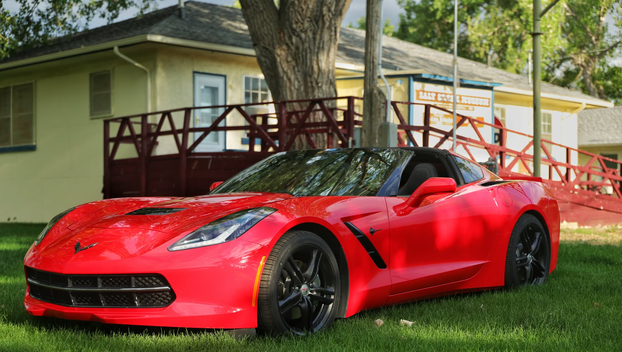 Used 2016 Chevrolet Corvette Stingray Coupe RWD image 4