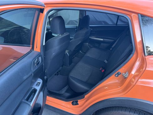 Used 2015 Subaru Crosstrek 2.0i Premium image 9