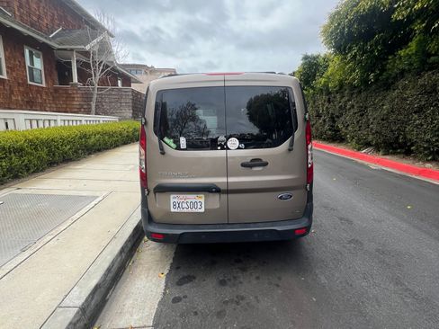 Used 2020 Ford Transit Connect XL image 5