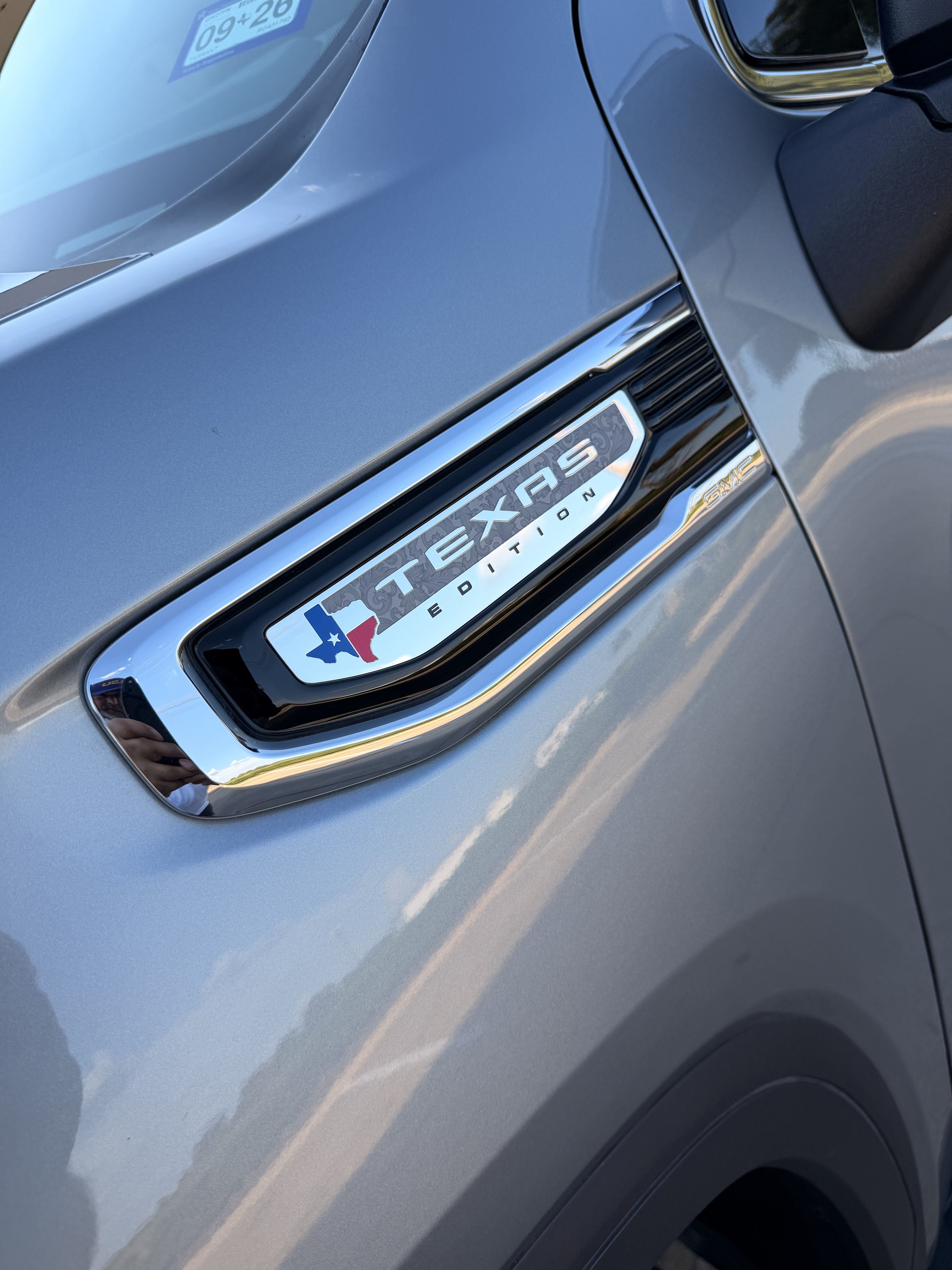 Used 2024 GMC Sierra 1500 SLT AWD/4WD image 8