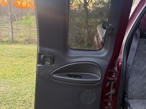 Used 2001 Dodge Ram 1500 Truck Long Bed image 1