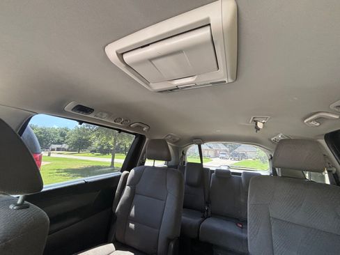 Used 2016 Honda Odyssey SE image 10