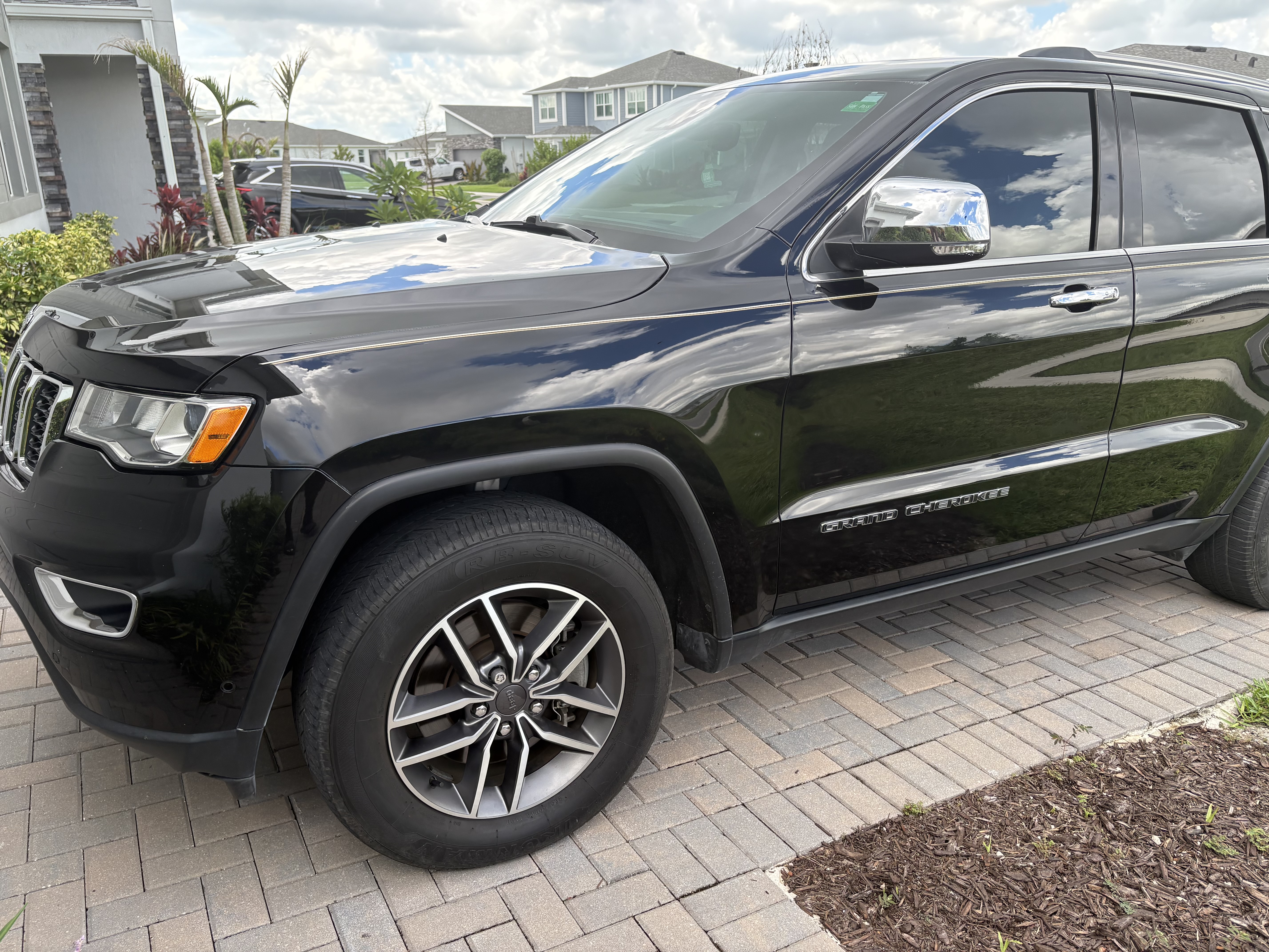Used 2021 Jeep Grand Cherokee Limited w/ Trailer Tow Group IV AWD/4WD image 12