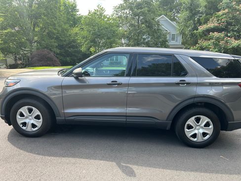 Used 2021 Ford Explorer 4WD Police Interceptor w/ Ultimate Wiring Package image 9