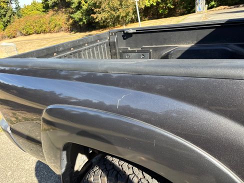 Used 2015 Toyota Tacoma 4x4 Access Cab V6 image 12