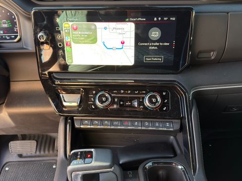 Used 2025 GMC Sierra 1500 AT4X image 25